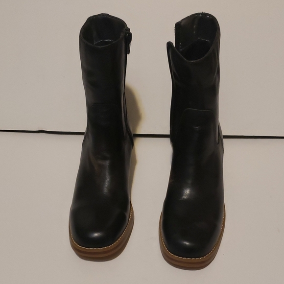 Candie's Black Leather Boots with Brown Sole - Picture 1 of 5